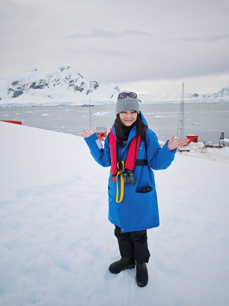 南極クルーズ同行予定の日本人スタッフ